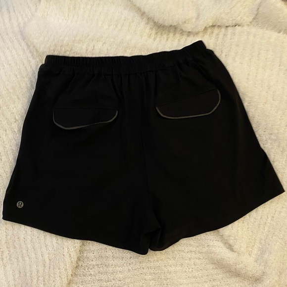 lululemon shorts - Picture 2 of 4
